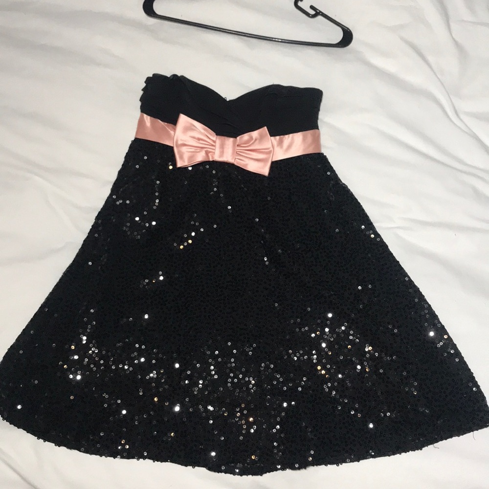 Betsey Johnson cocktail dress sz 4